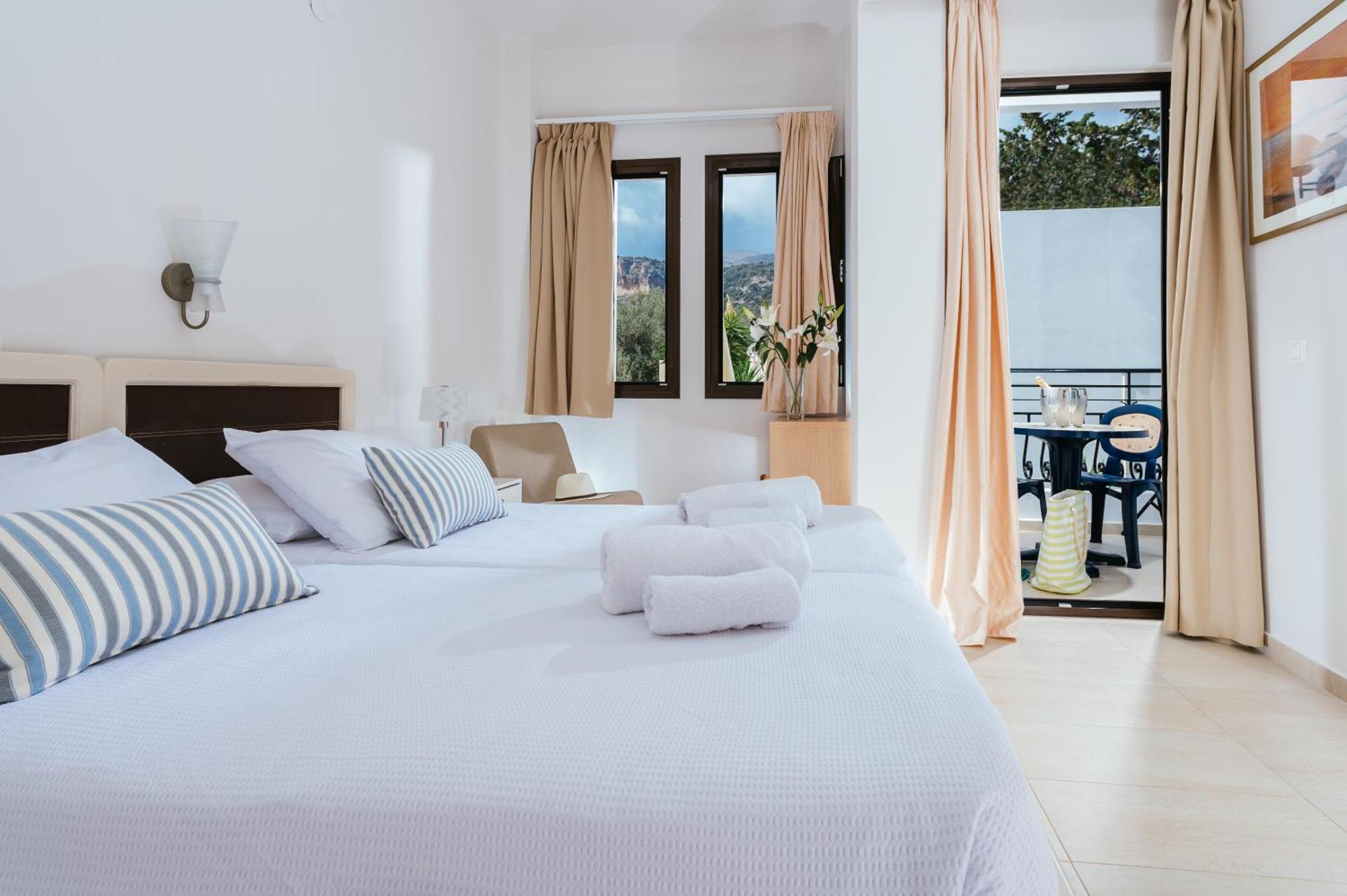 Paradise Hotel-Apartments Stalida Екстериор снимка