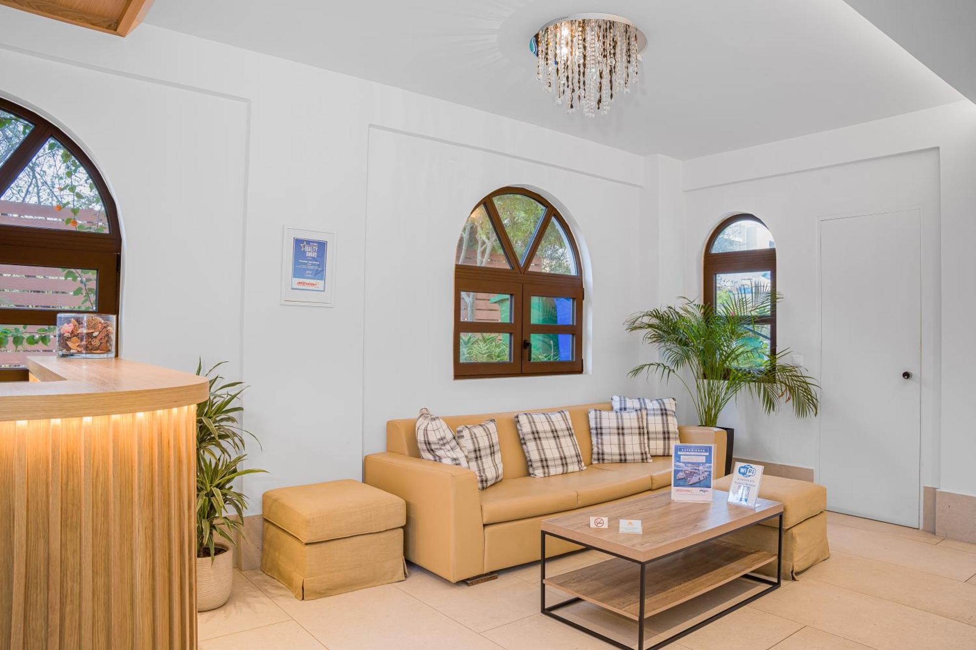 Paradise Hotel-Apartments Stalida Екстериор снимка