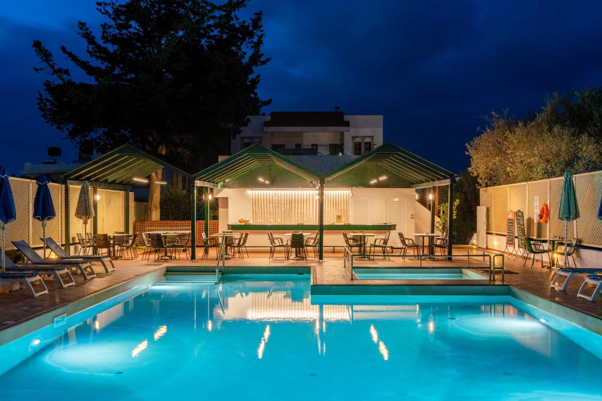 Paradise Hotel-Apartments Stalida Екстериор снимка